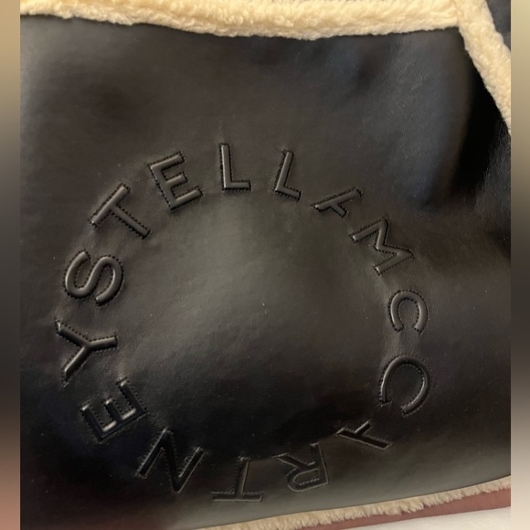 Stella McCartney black vegan and faux fur shoulder bag - Picture 13 of 13